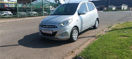  Hyundai i10 hatchback