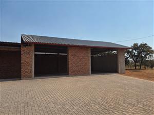 Workshop for rent in Leeufontein