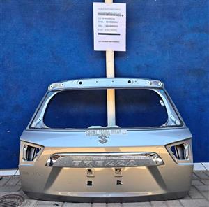 Suzuki Vitara Brezza Tailgate 2017