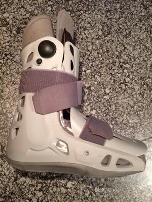 Medium Kort MoonBoot