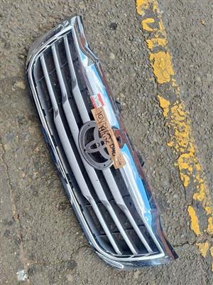 Toyota hilux d4d grill 2014