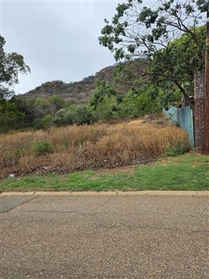 Land for sale at Alan Manor