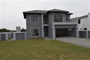 3 Bedrooms  home for sale in Helderwyk.