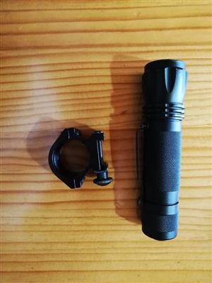 Tactical Spotlight - mountable with Clip and Bracket