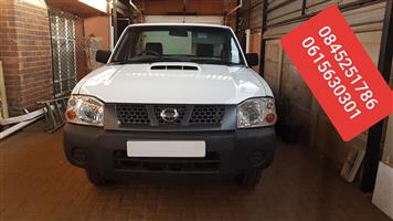 2019 Nissan Np300 2.5 diesel