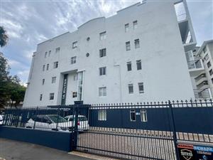 Apartment For Sale in Sea Point