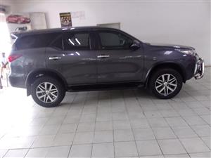2018 TOYOTA FORTUNER 2.8 GD6 4X2 AUTOMATIC CODE2 GREY LEATHER REVERSE CAMERA REVERSE SENSER SERVICE