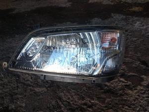 TOYOTA HINO HEAD LIGHT