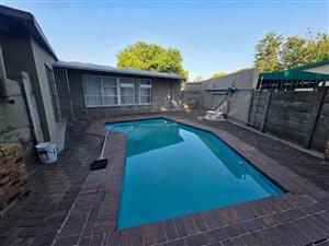 Beautiful Family Home for Sale in Sasolburg – Close to CBD!