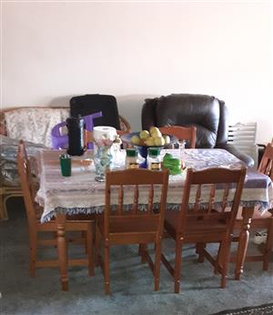 Dining Table with 6 chairs good condition like new
