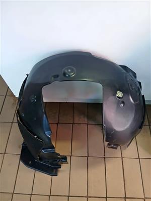 2016 XE JAGUAR FENDER LINER RIGHT