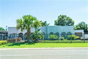 Stunning 3 bedroom family home with granny flat for sale in Sinoville
