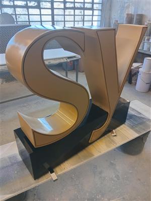 Wood steel plastic and aluminum Spray painter with 12yrs experience 