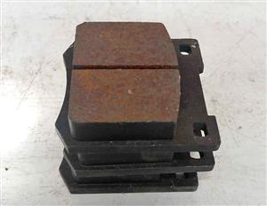 Toyota Corolla 1.6 SR5 Coupe 1975-1980 D105 front brake pads