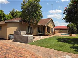 House For Sale in Moregloed