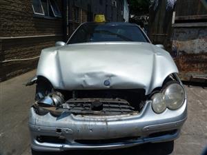  Mercedes C230 Kompressor W203 2.3 AT 271948 - 2006 SPARESBOYZ STRIPPING FOR SPA