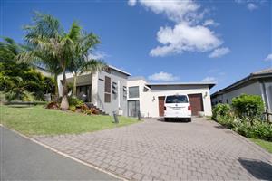 Stunning Modern 4-Bedroom Home with Pool in Ballito