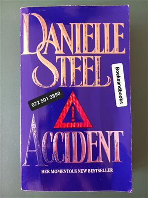 Accident - Danielle Steel - PAPERBACK - REF: 6907. 