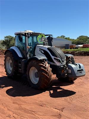 2023 Valtra T235 Versu
