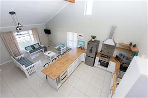 Stunning 3.5-Bed Coastal Gem with Sea Views in Sought-After Middedorp!