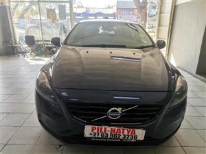 2013 VOLVO V40 T4 EXEL 1.6 POWER SHIFT AUTOMATIC