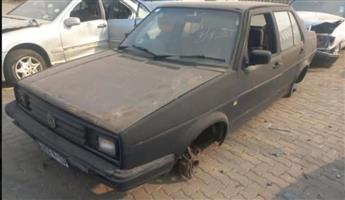Volkswagen jetta 2 stripping for parts