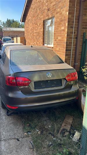 2012 VW JETTA 6 1.4 TSI CAX SPEED CODE 2 FOR SALE AS IS 