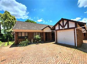 Townhouse For Sale in Hilldene