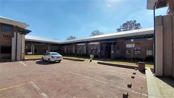 1,840m Office HQ To Let in Central Park Randjespark