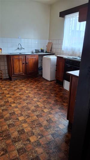 Furnished Rooms from R3000 available windsor eastin