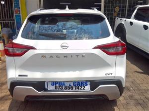 2024 NISSAN MAGNITE 1.0 TURBO AUTOMATIC PETROL 28.000KM  WHITE COLOUR REVERSE CAMERA REVERSE SE