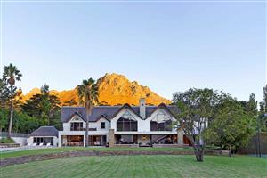 House For Sale in Hout Bay Central