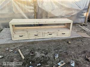 I'm selling tv stand