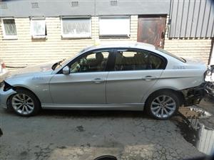 BMW 320i E90 2.0 Petrol Manual N46N Silver - 2010  SPARESBOYZ STRIPPING FOR SPAR