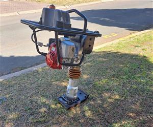 Honda 4 stroke Vibrating Rammer