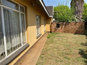 Stunning 8-bedroom house for sale in Vanderbijlpark SE 7, perfect for large families or investment!