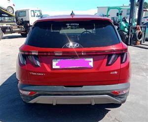 Hyundai Tucson Breaking-Down for Parts 