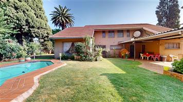 Spacious Corner-Stand Family Home with Entertainment & Extras