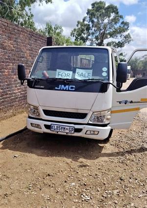 2018 JMC TRUCK CARRYING. 2.8DIESEL. BARGAIN 140000KM
