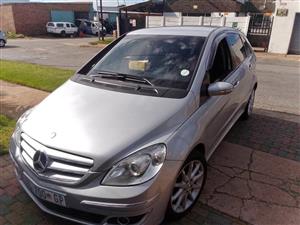 2009 Mercedes Benz B200