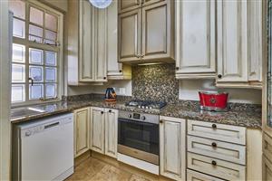 Apartment For Sale in Killarney