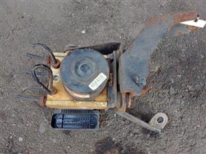 2009 ford fiesta ABS pump
