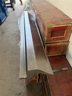 Press Brake Top Tool, Goosneck Type, Brand New