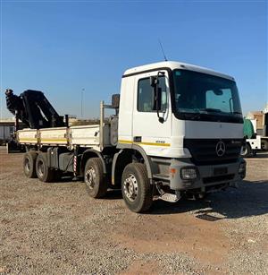 2008 Mercedes Benz Actros 4140 8m Dropside With Crane For Sale 