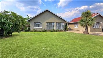 House For Sale in General Alberts Park