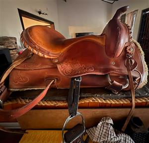 Jesse James western saddle