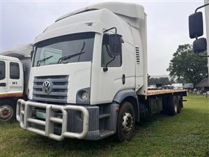 2018 Volkswagen Constellation 25-250 12 ton flatdeck