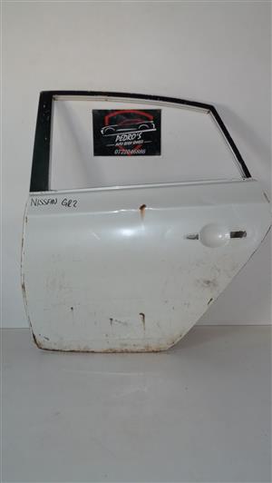 Nissan Sentra 2013 left rear door