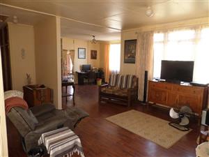 House For Sale in Oviston