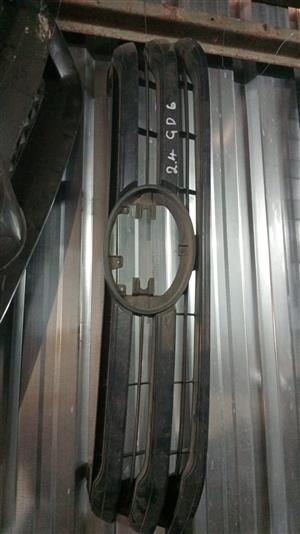 Toyota GD6 2.4 Front Grill R800